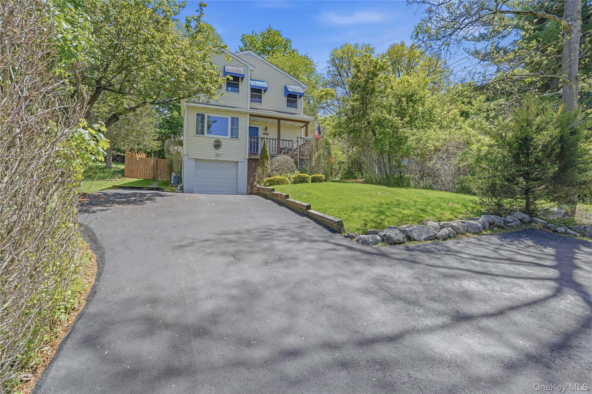 324 Walnut Avenue Property Photo 1
