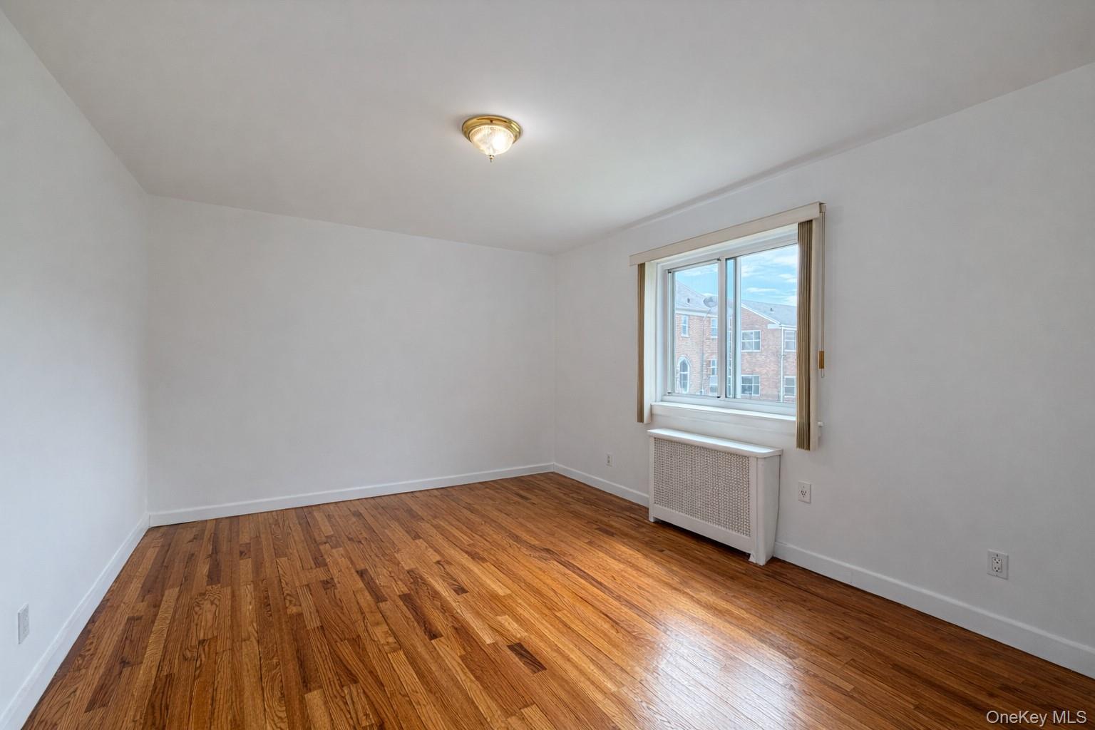 260-11 Langstone Avenue Gv118e5-1 Property Photo 2