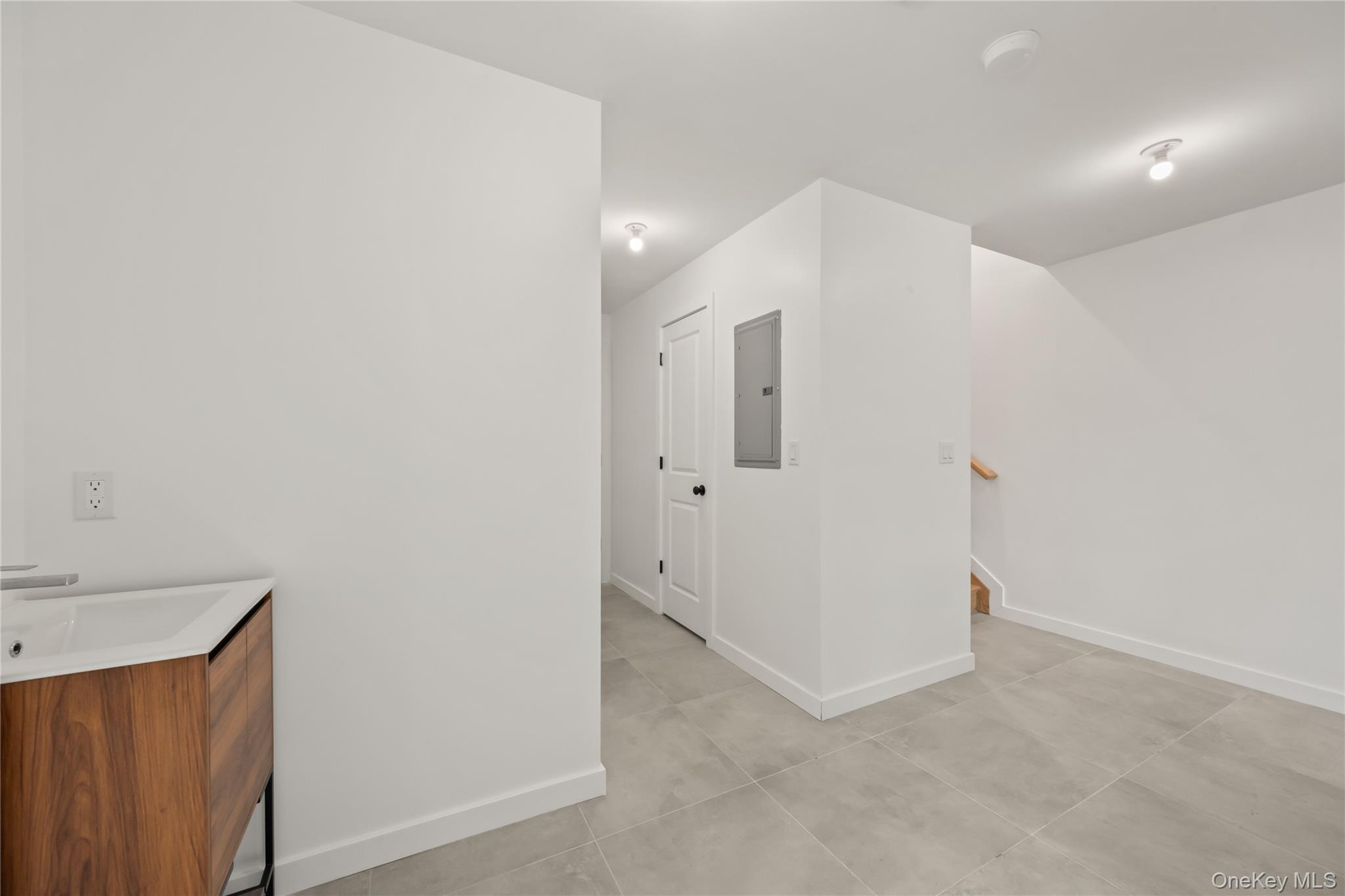 23 Singer Avenue 211 Property Photo 39