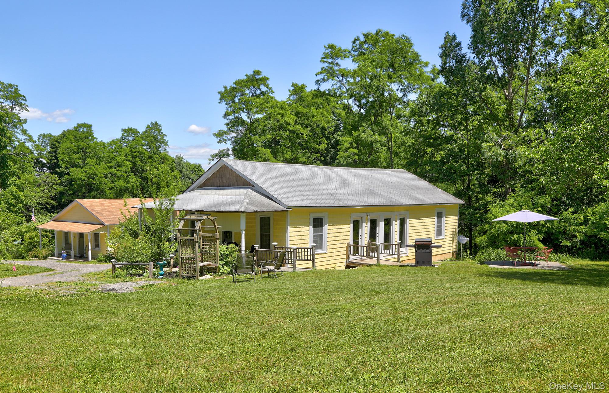 18 Stagecoach Lane Property Photo 32