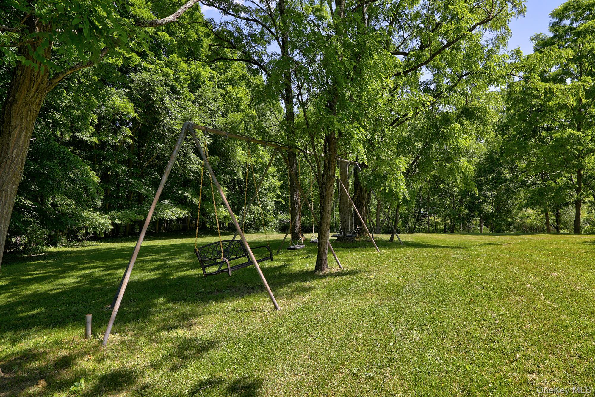 18 Stagecoach Lane Property Photo 34