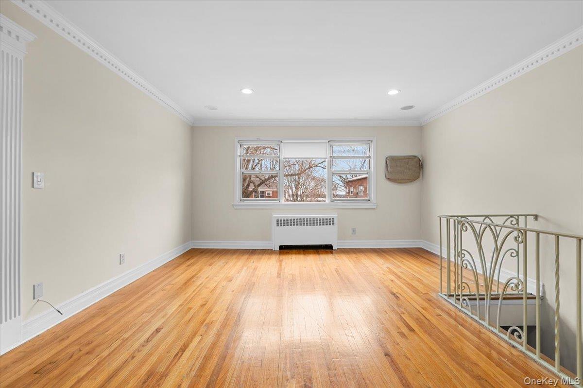 87-18 Marengo Street 2b Property Photo 16