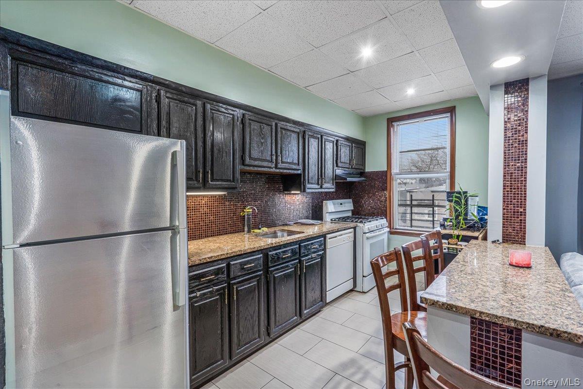 73-51 70th Street Property Photo 21