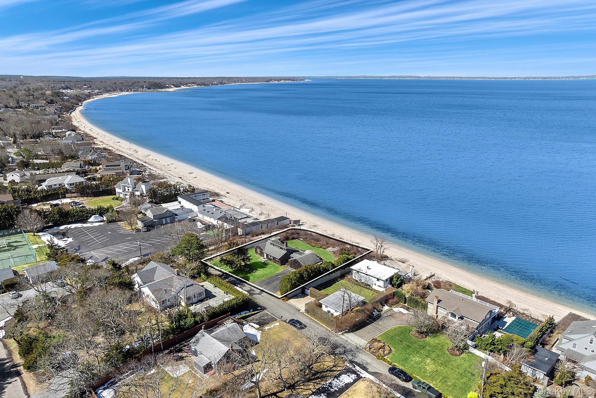 22 Peconic Crescent Property Photo 1