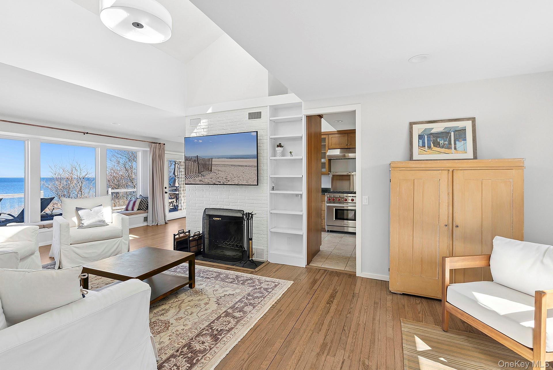 22 Peconic Crescent Property Photo 14