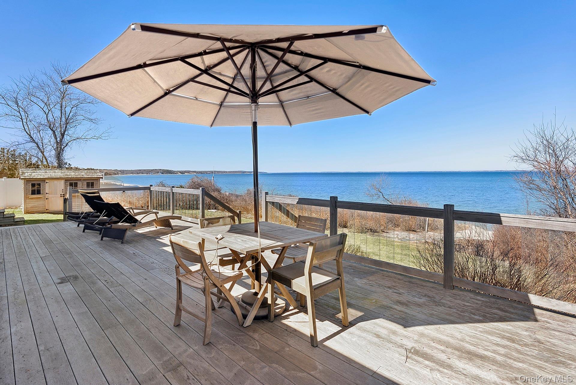 22 Peconic Crescent Property Photo 17