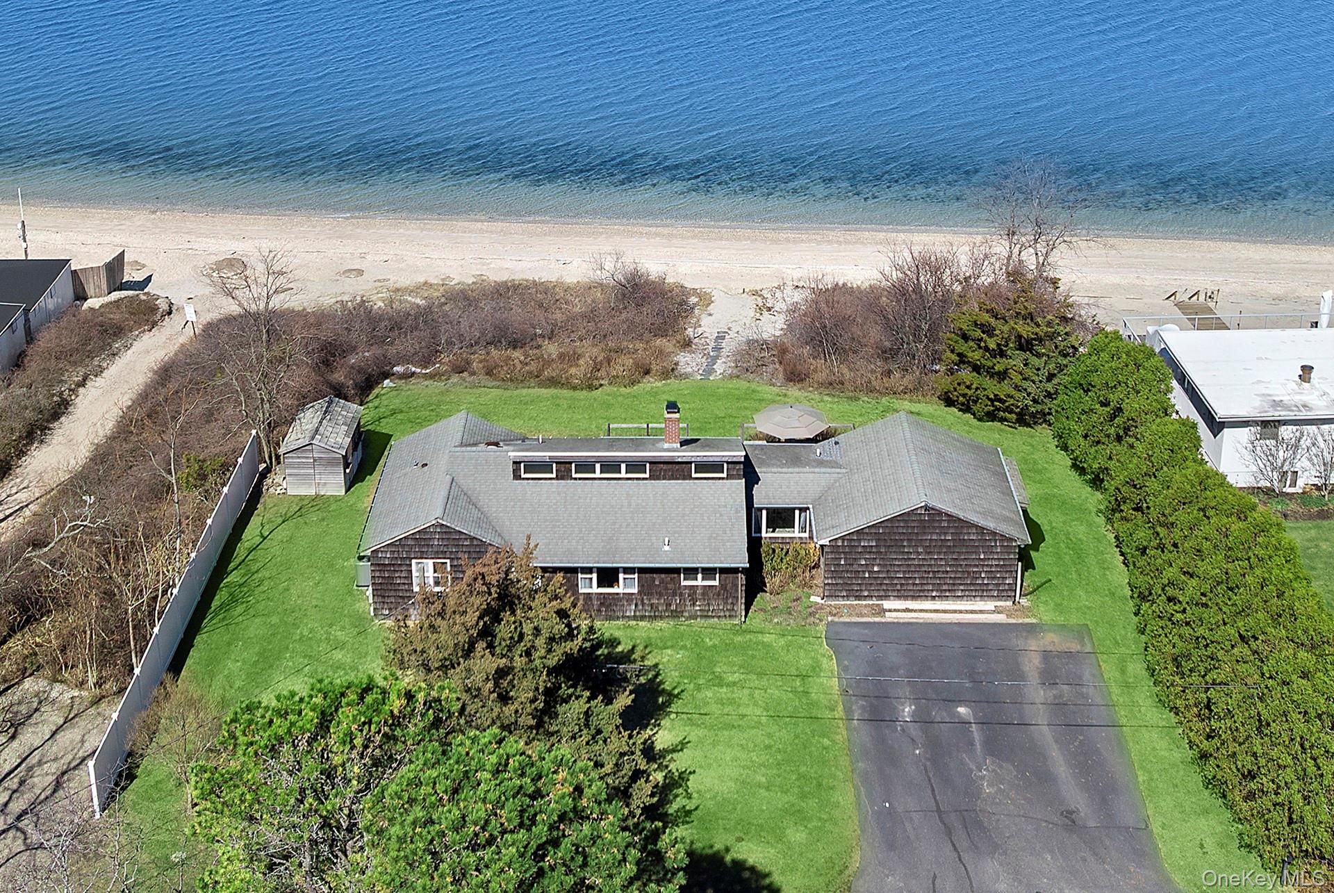 22 Peconic Crescent Property Photo 22