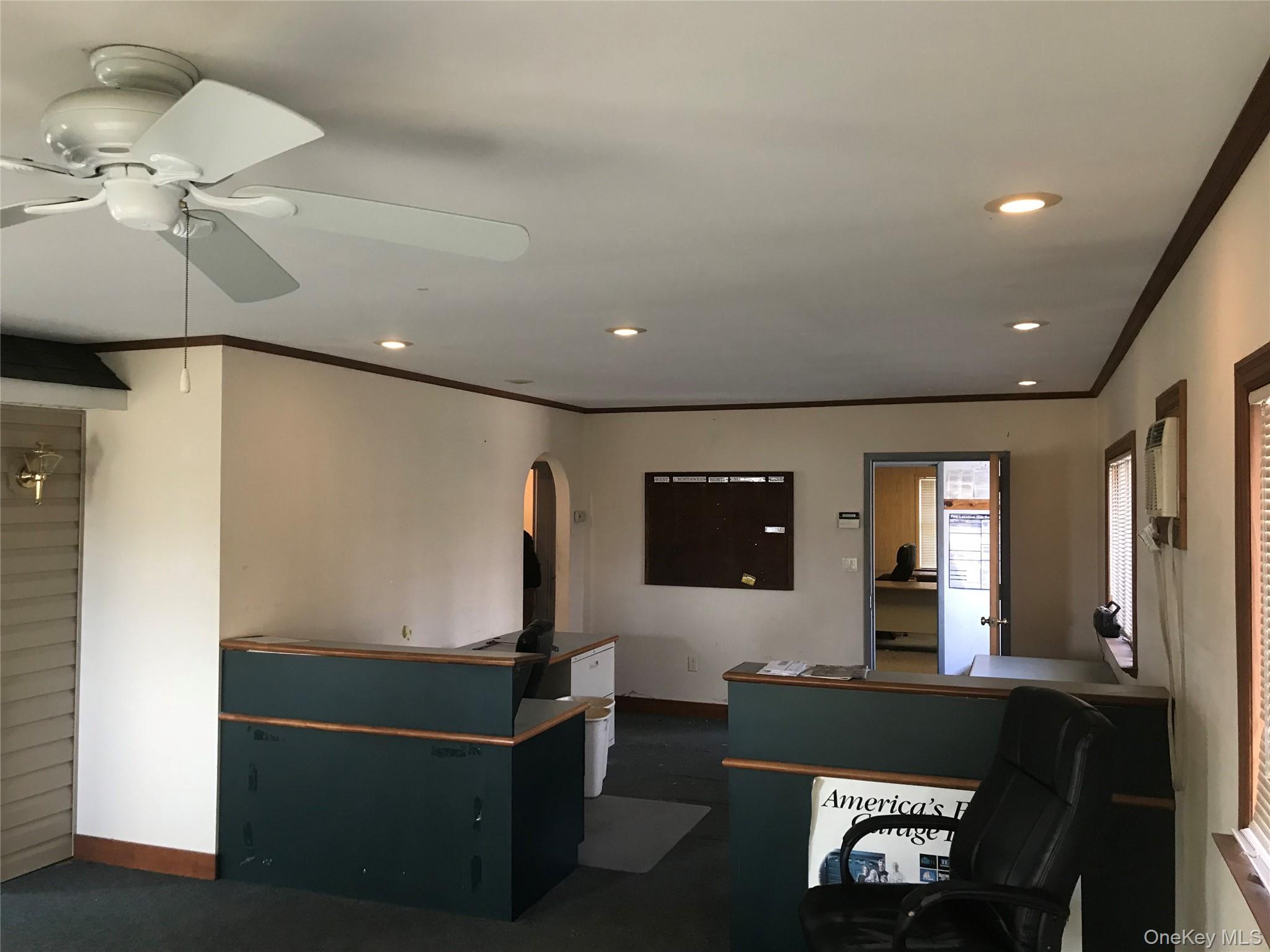 1115 Montauk Highway Property Photo 3