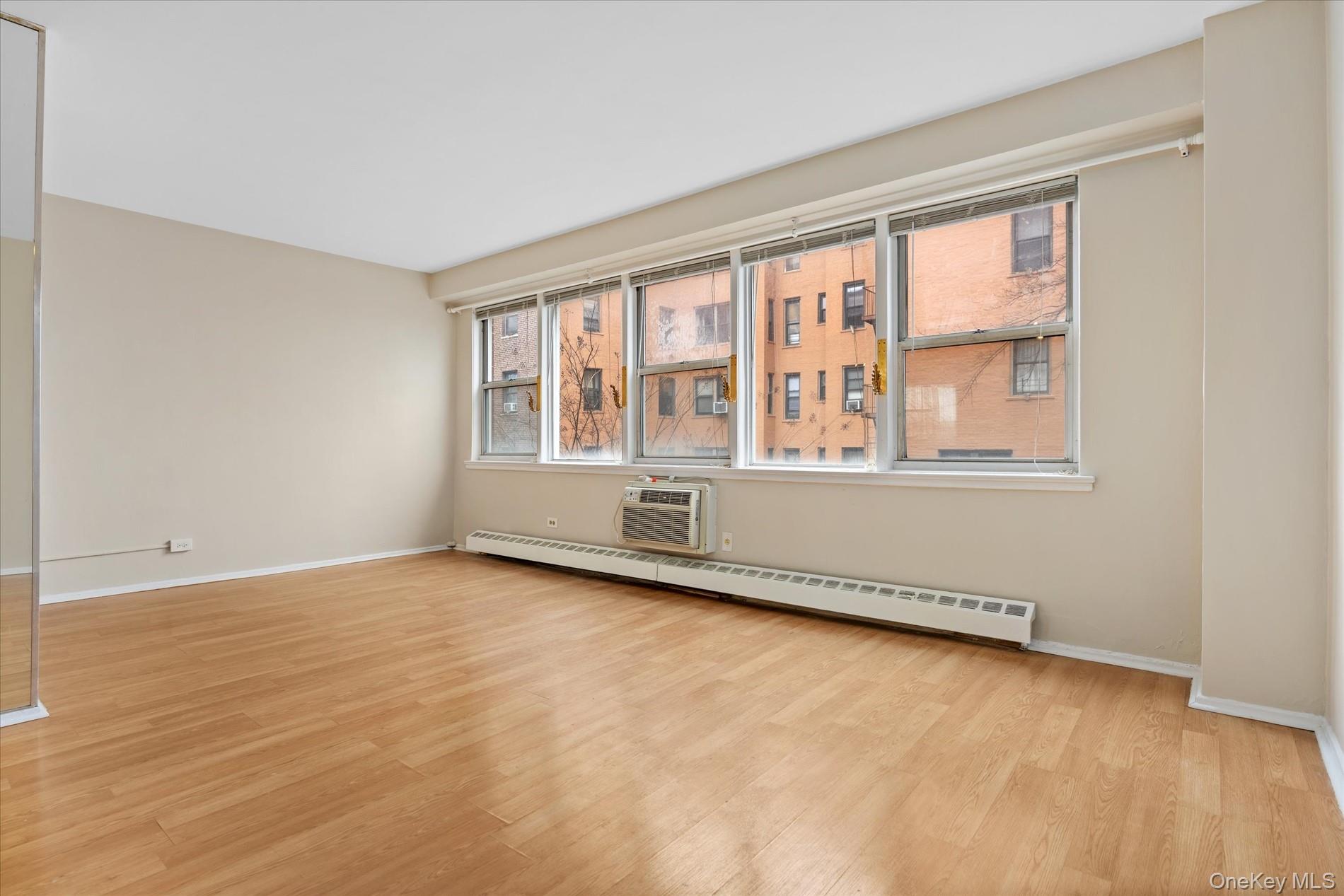 87-15 165th Street 4b Property Photo 5