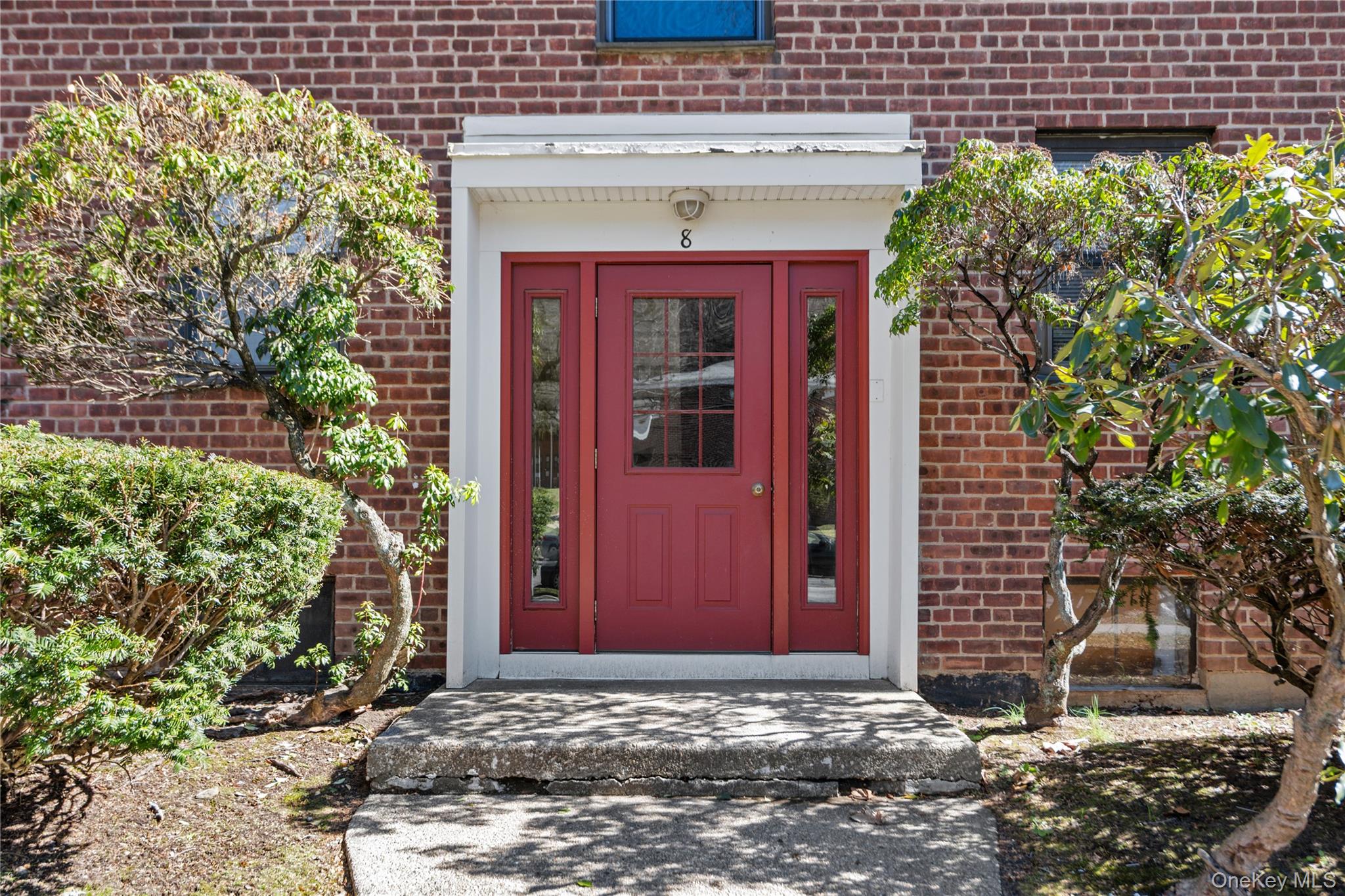 8 Lawrence Drive C Property Photo 2