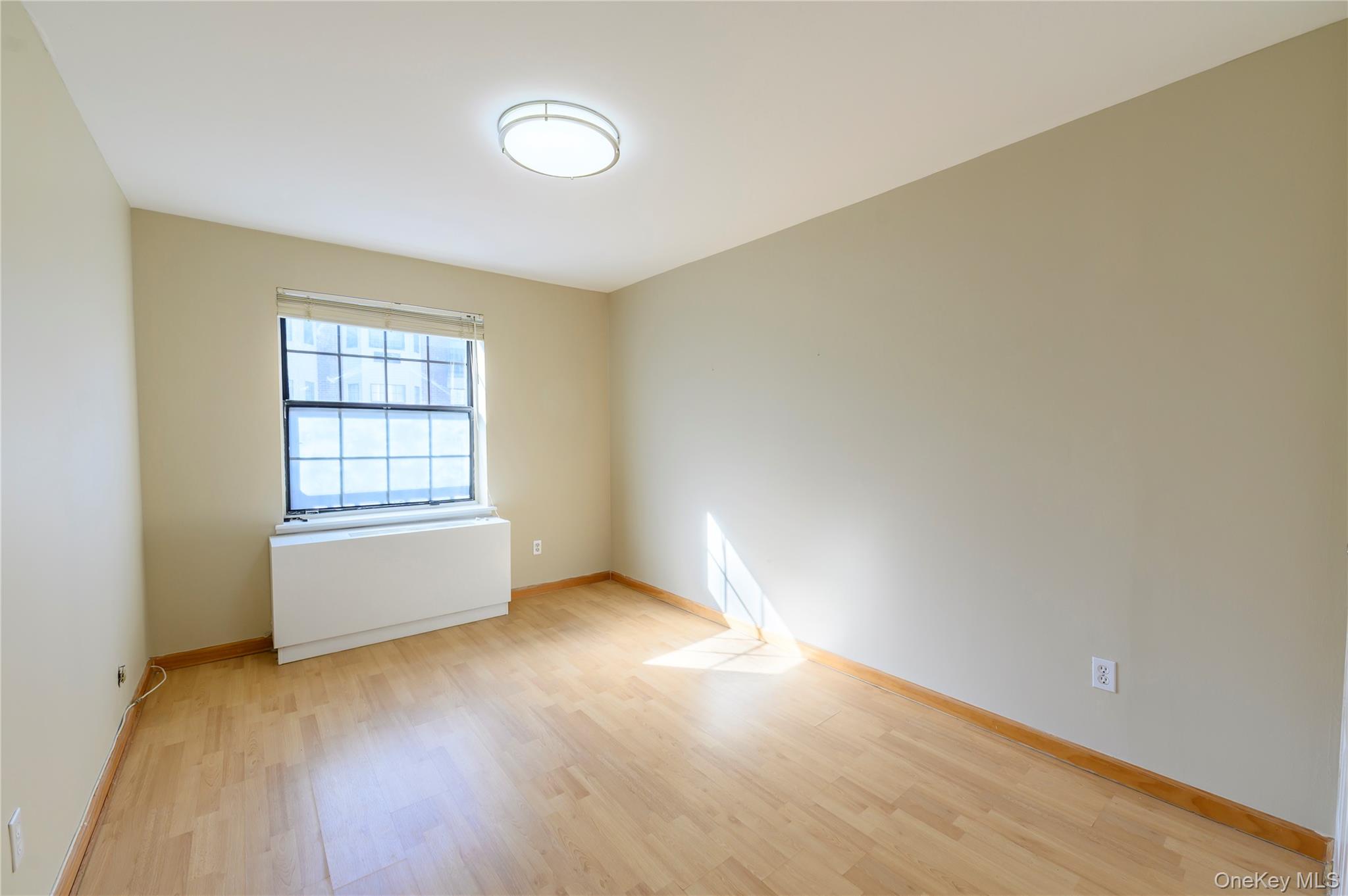 7124 164th Street 2fl Property Photo 16