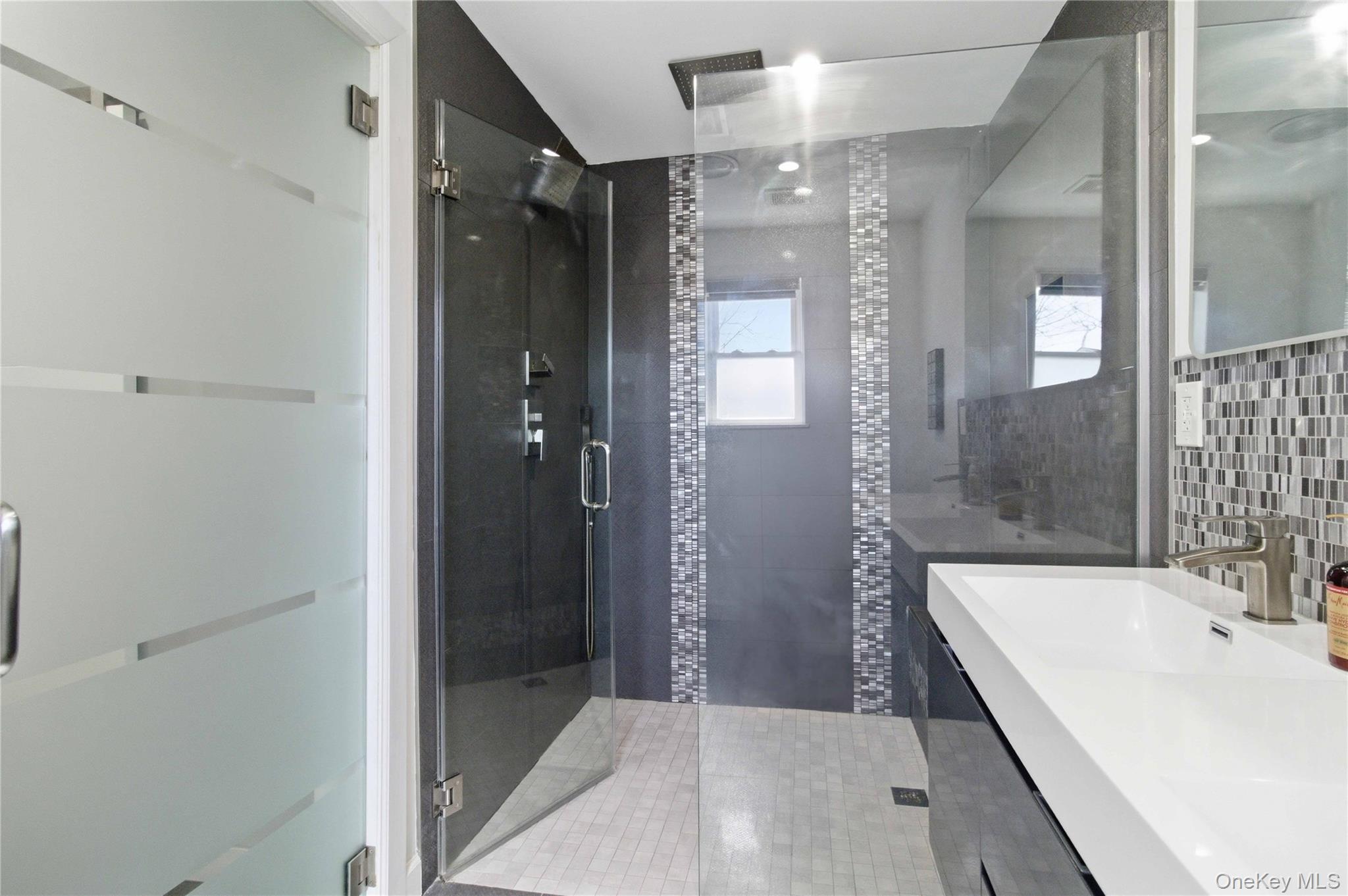 31-12 Buell Street Property Photo 5