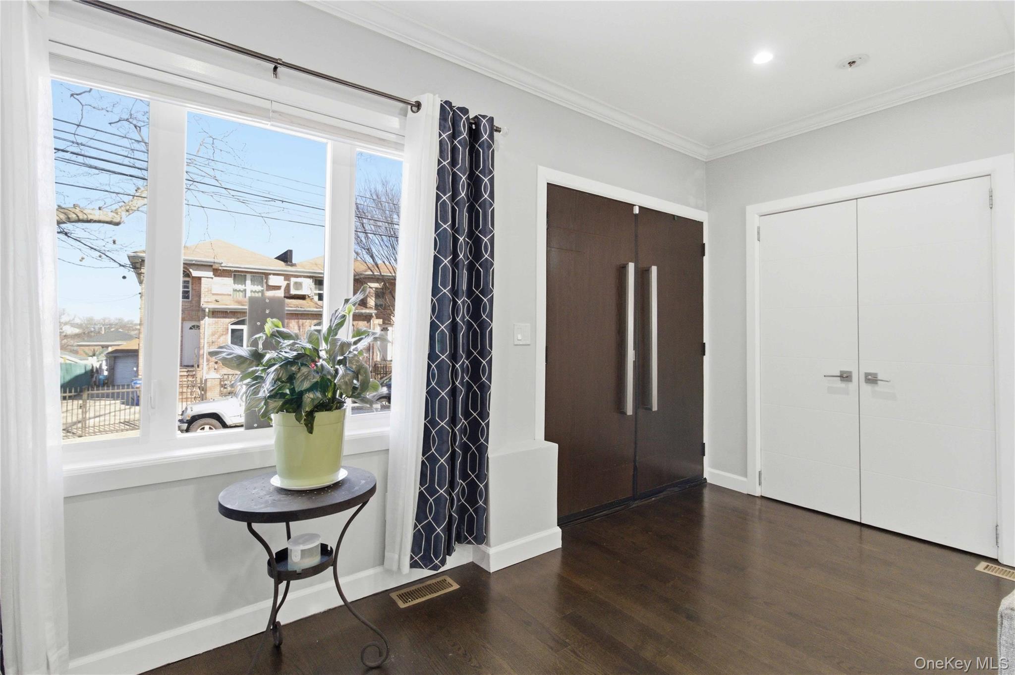 31-12 Buell Street Property Photo 8