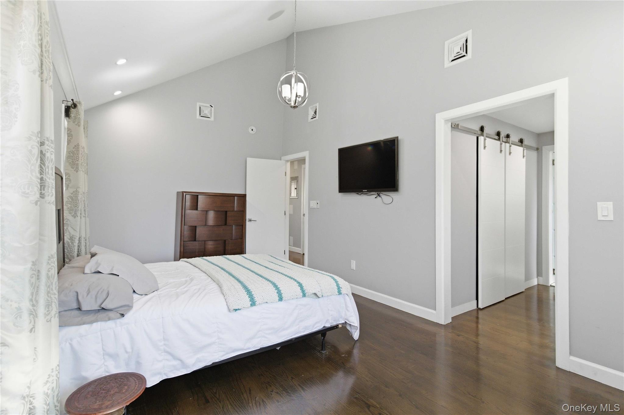 31-12 Buell Street Property Photo 26