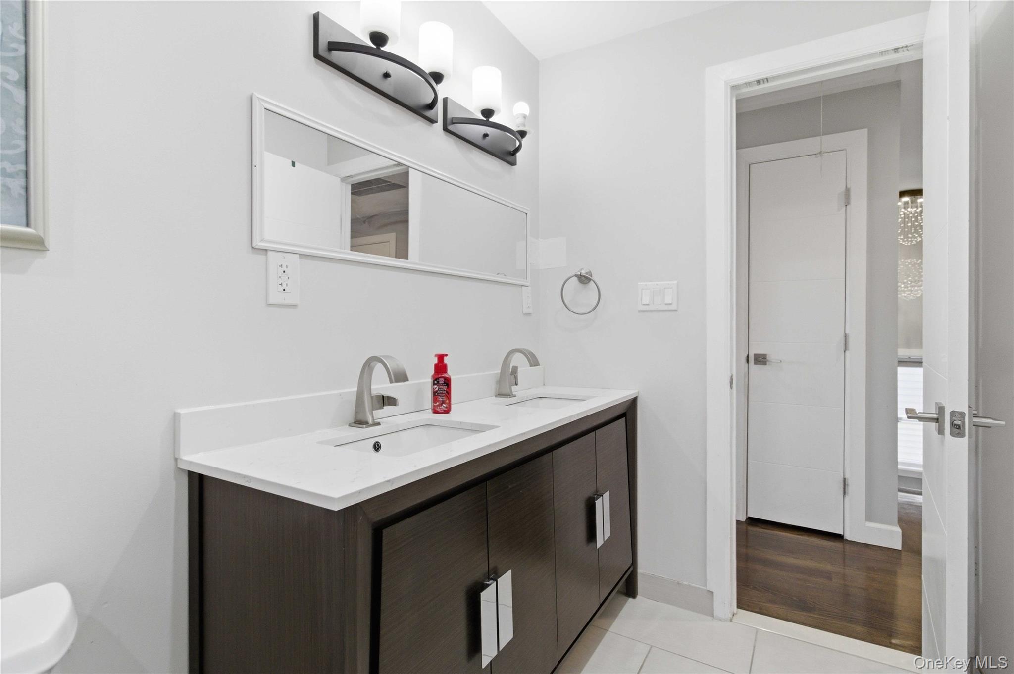 31-12 Buell Street Property Photo 31