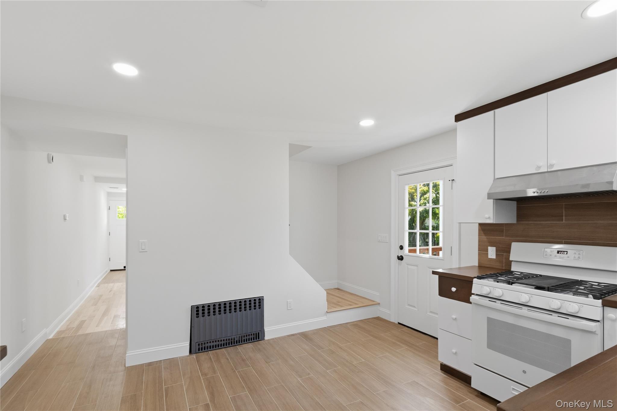 1 Alvin Street 1 Property Photo 6