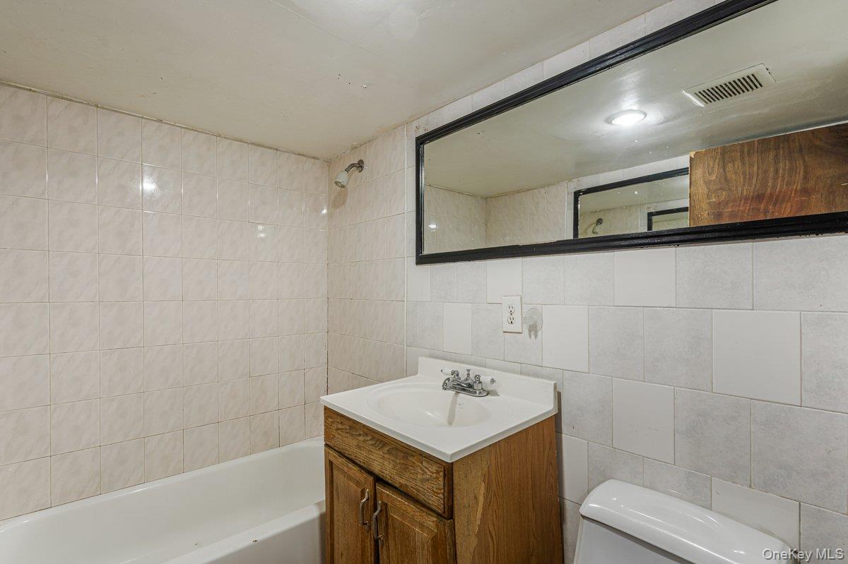 294 Autumn Avenue Property Photo 24