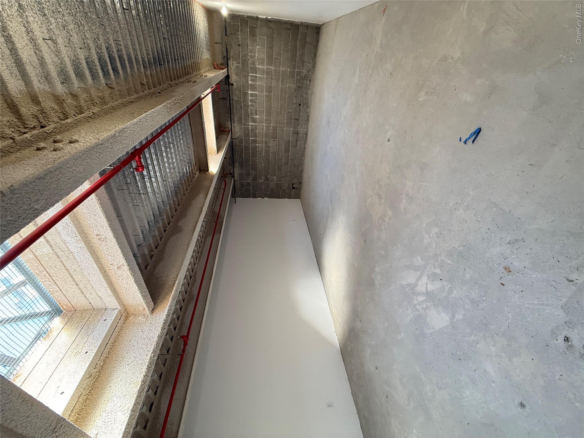 2108 College Point Boulevard Property Photo 7
