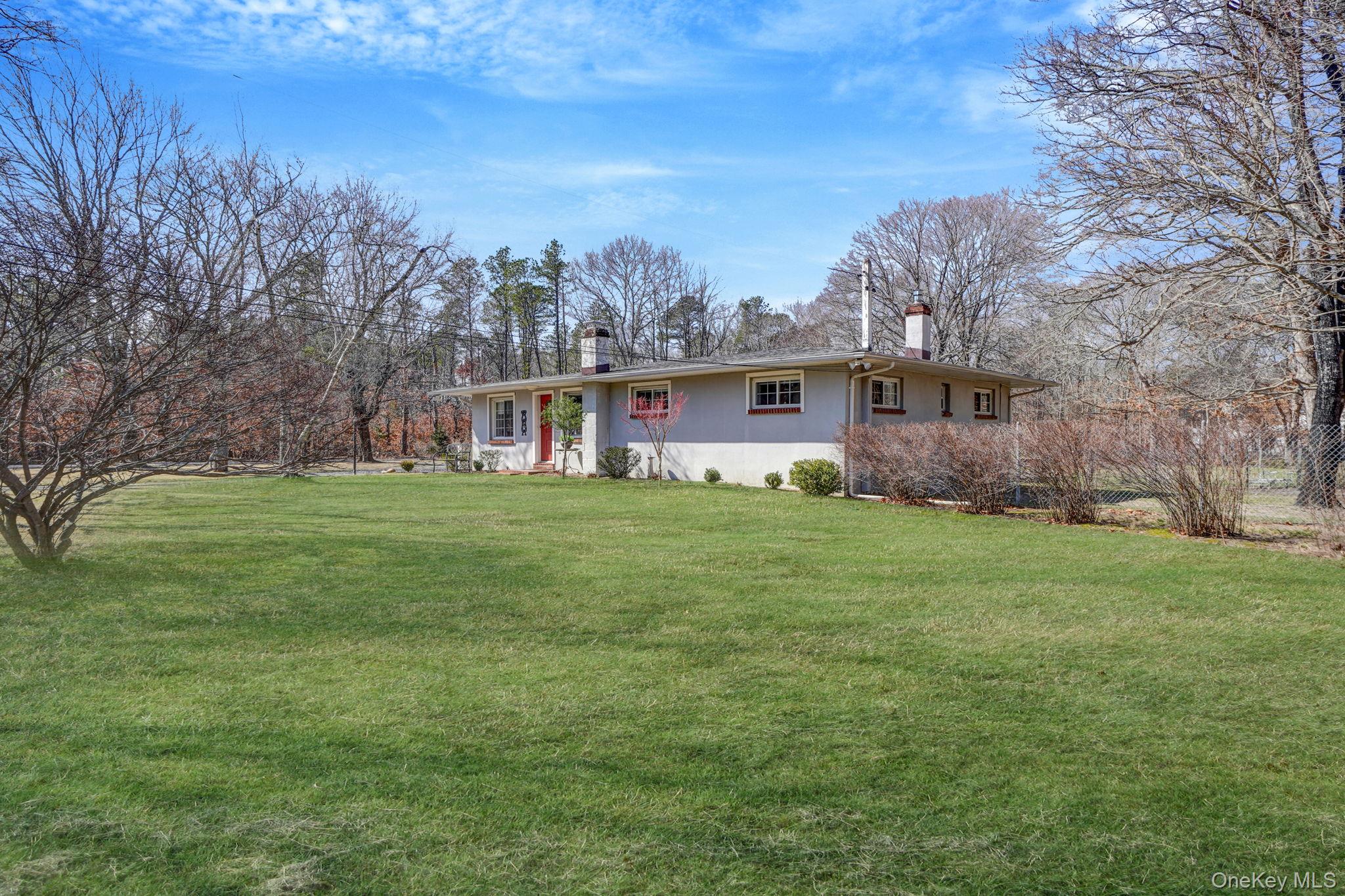 146 Halsey Manor Road Property Photo 2