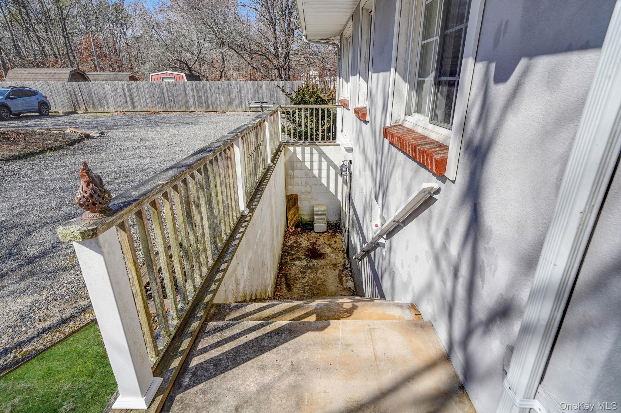 146 Halsey Manor Road Property Photo 5