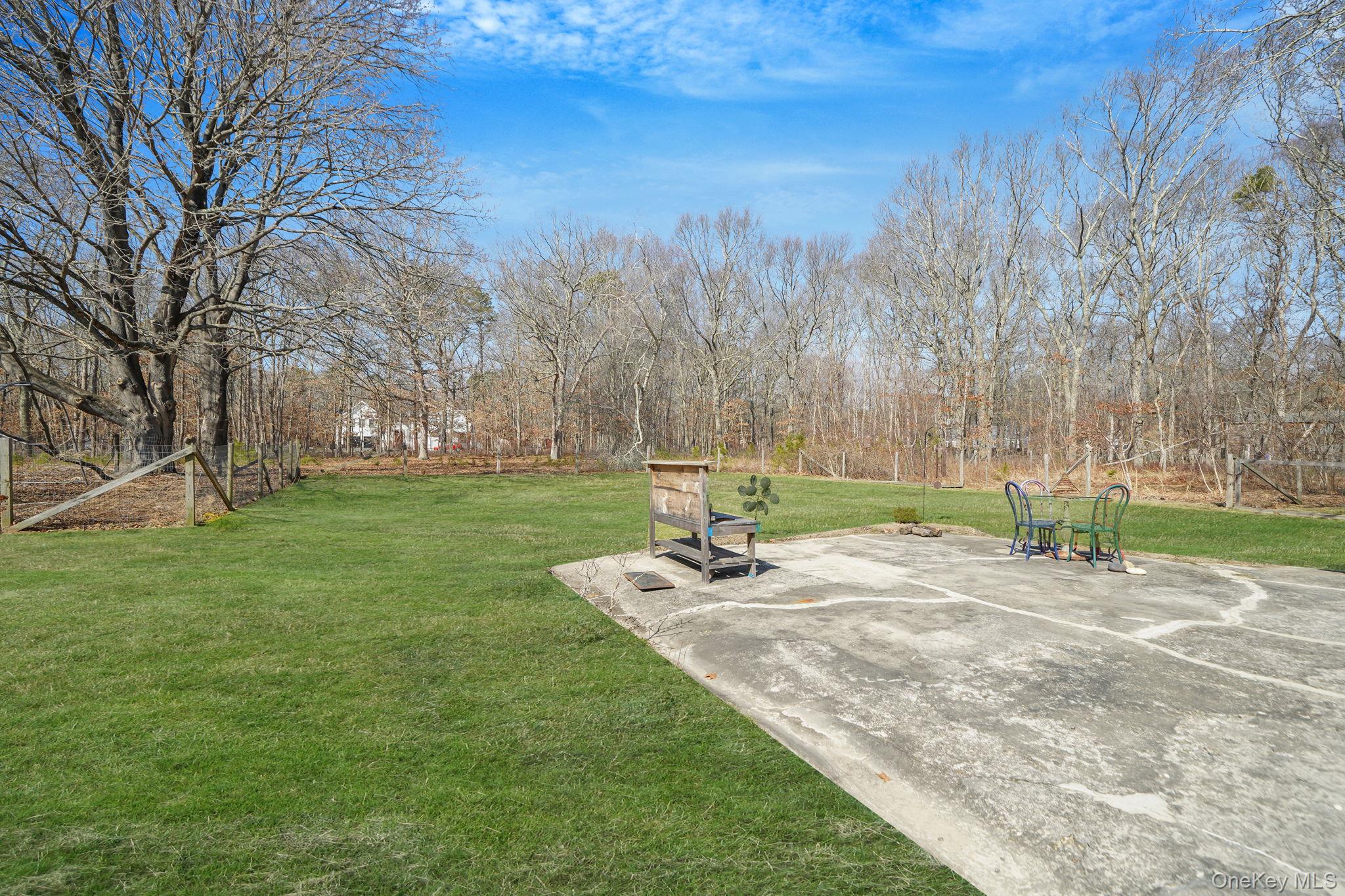 146 Halsey Manor Road Property Photo 7