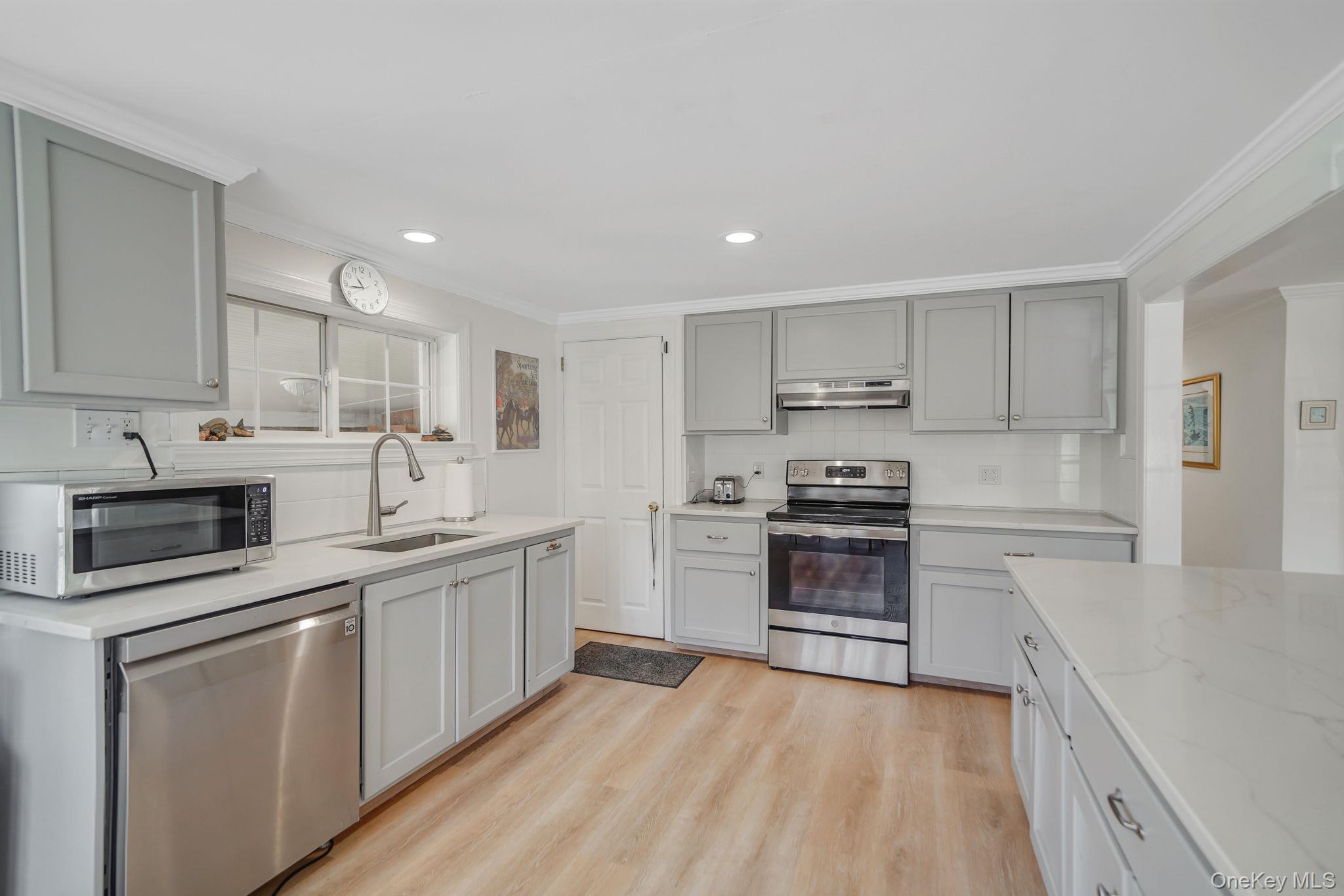 146 Halsey Manor Road Property Photo 21
