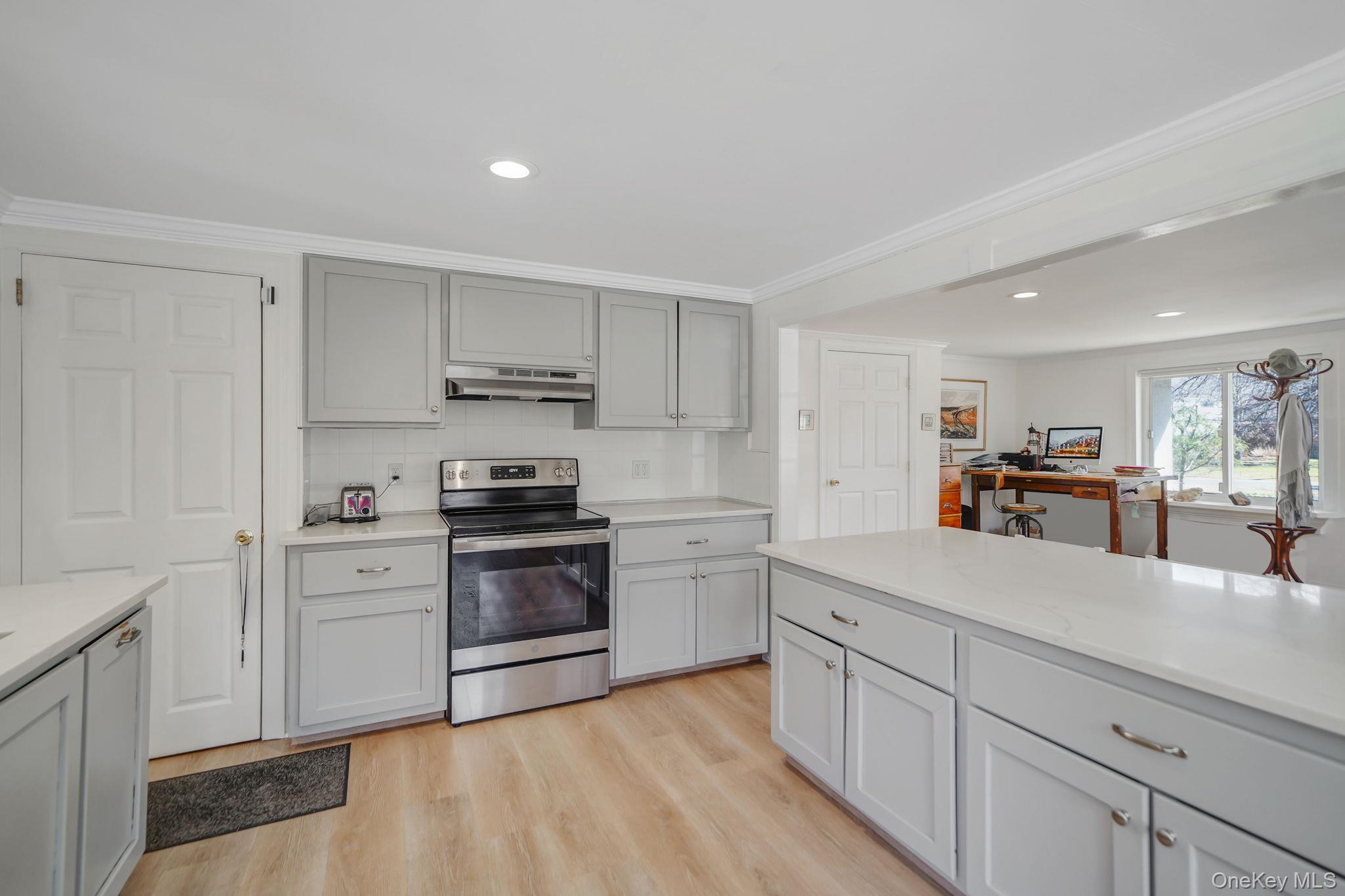 146 Halsey Manor Road Property Photo 22