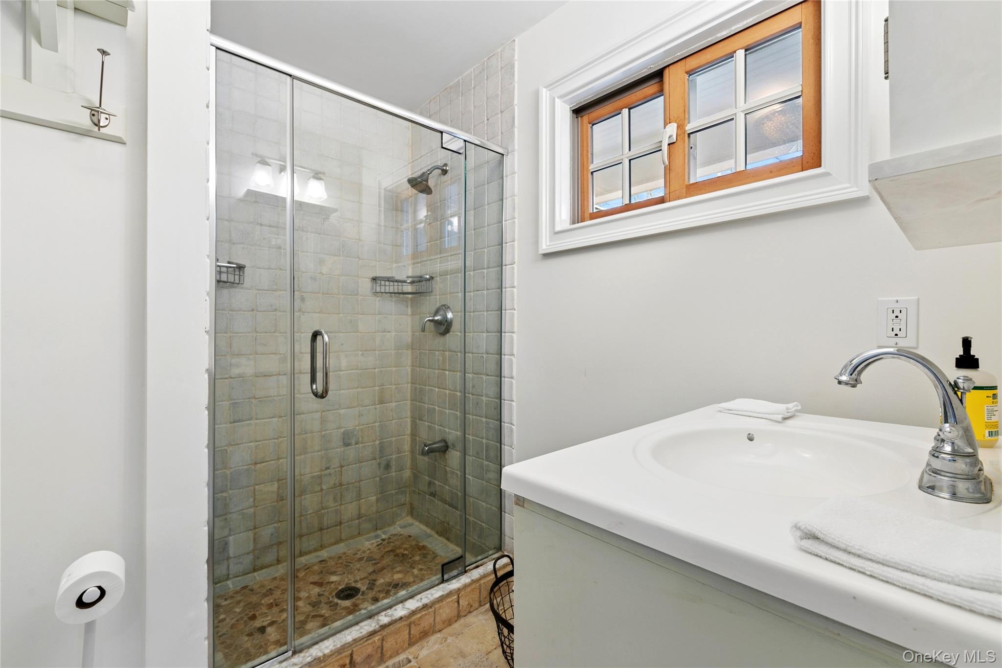 10 Foxboro Road Property Photo 23