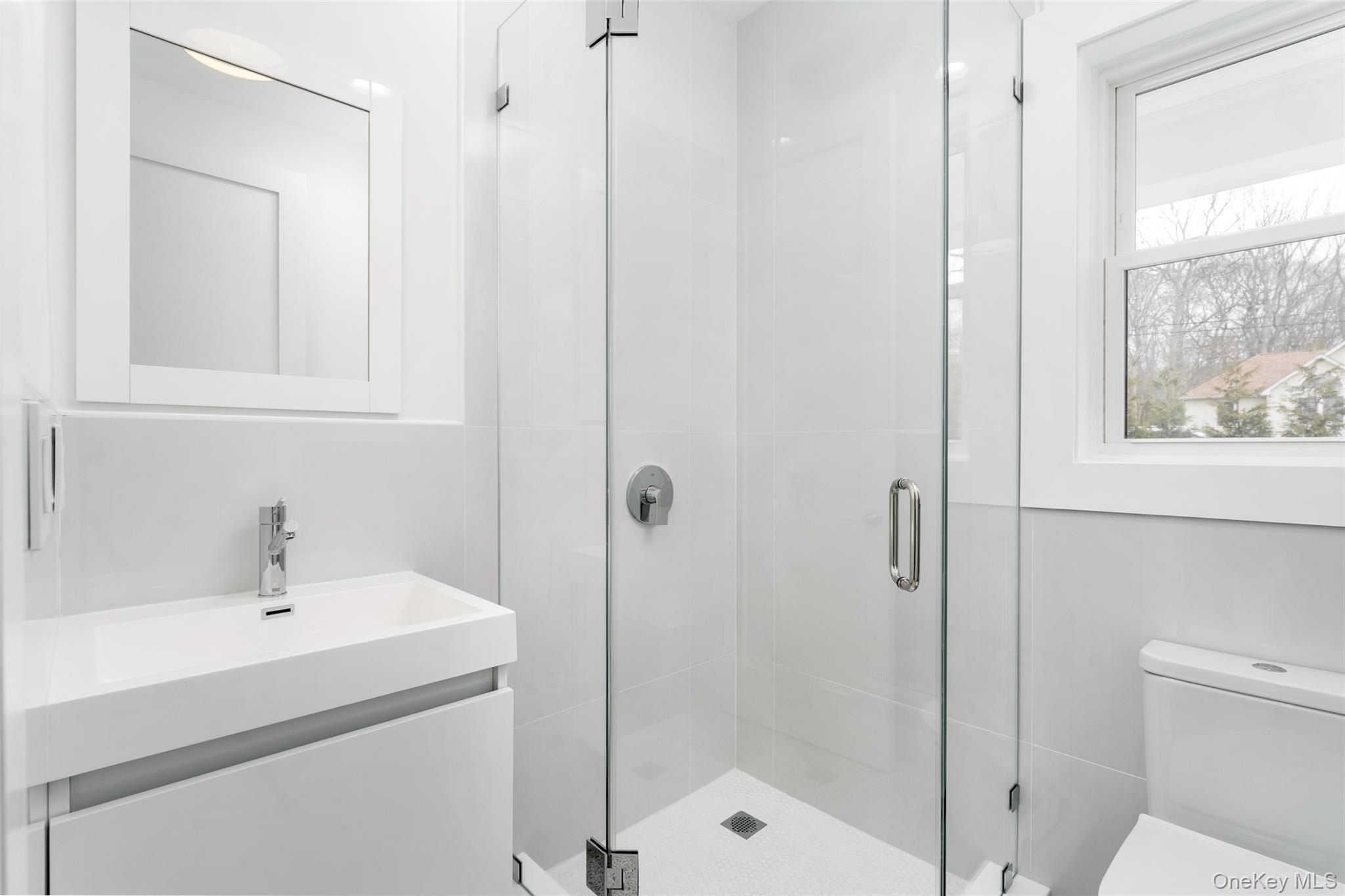 40 Waters Edge Road Property Photo 14