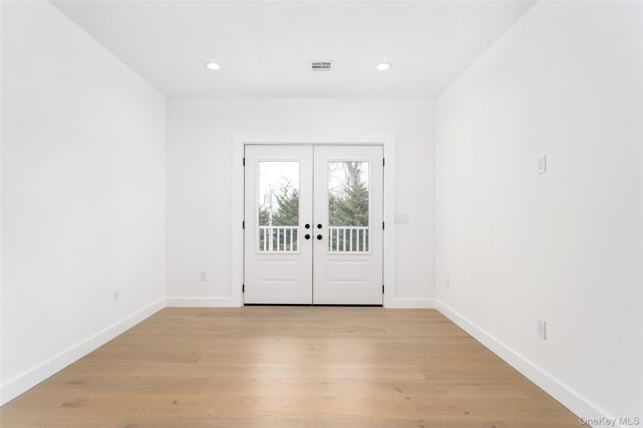 40 Waters Edge Road Property Photo 15