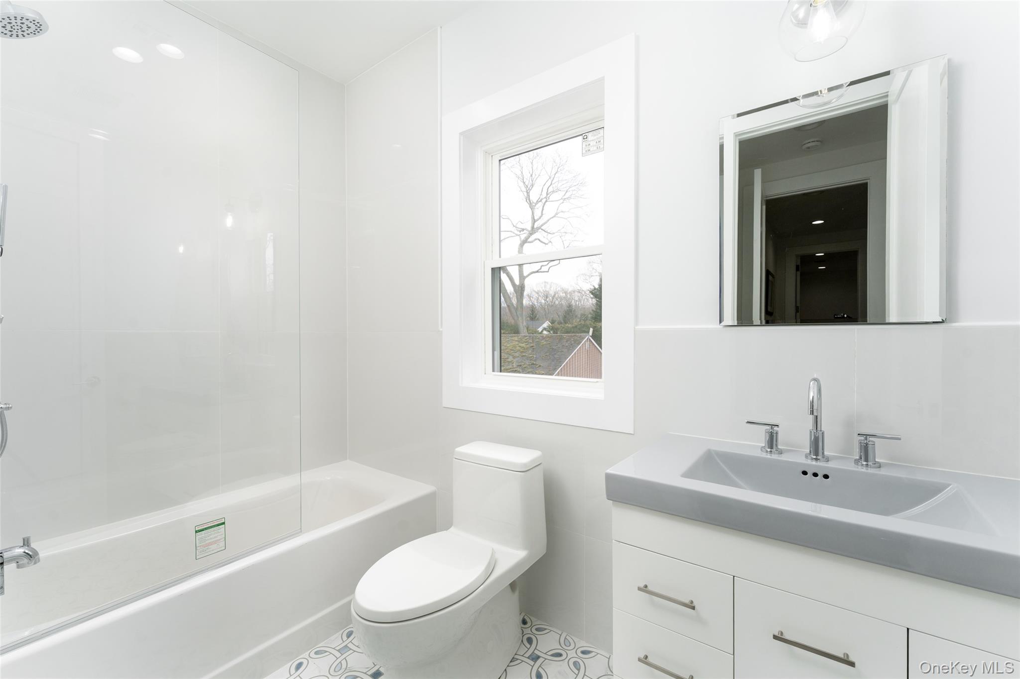 40 Waters Edge Road Property Photo 16