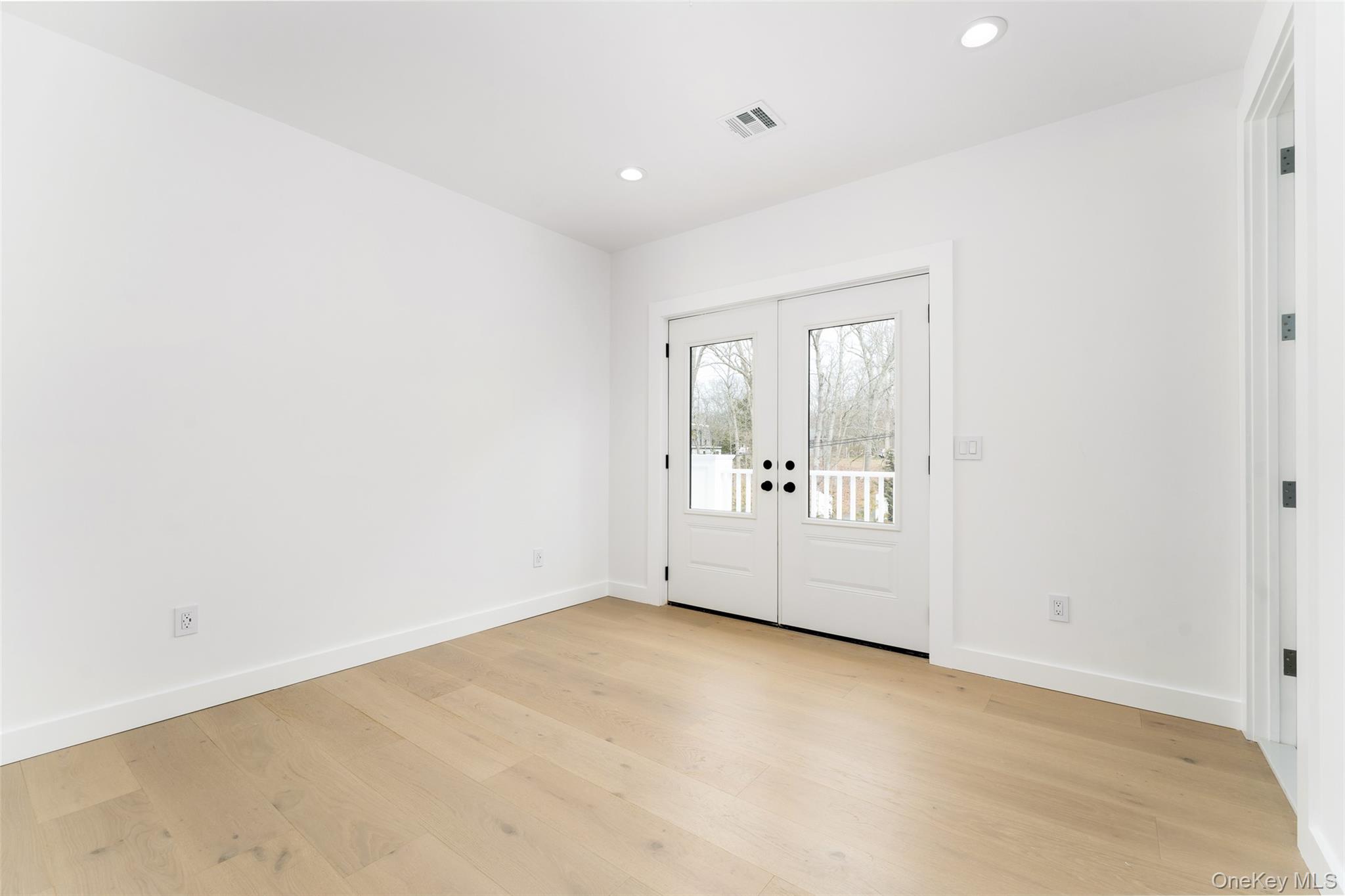 40 Waters Edge Road Property Photo 27