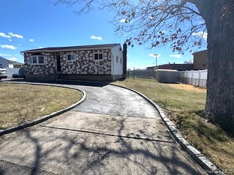 320 40th Street Property Photo 1