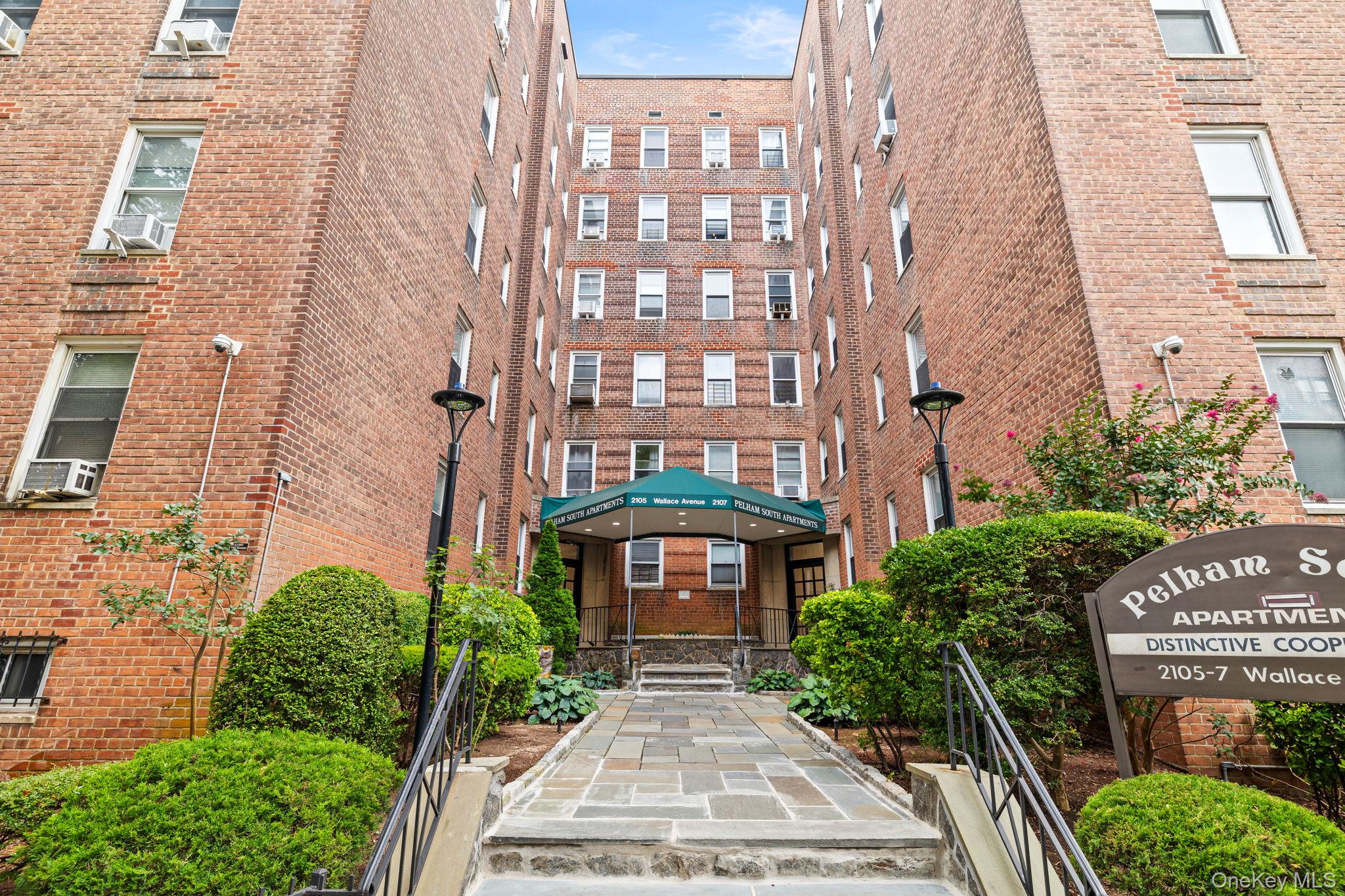 2105 Wallace Avenue 5A Property Photo 1
