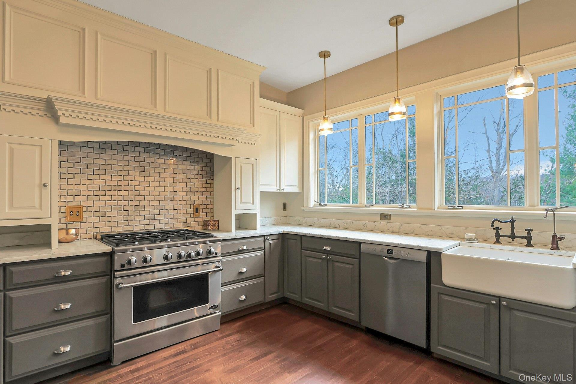 2 Pine Hill Road Property Photo 15