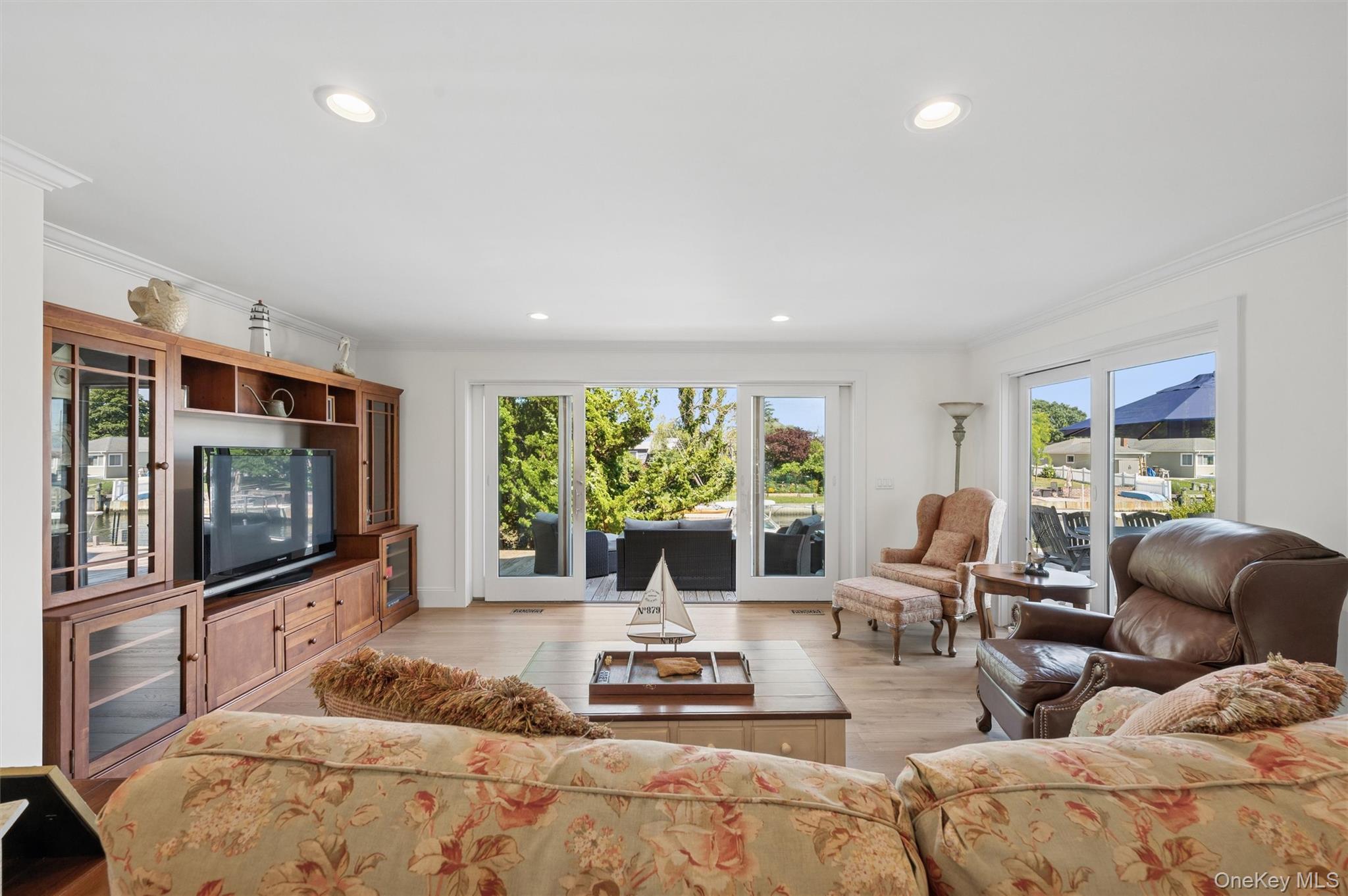 23 Whiting Road Property Photo 3