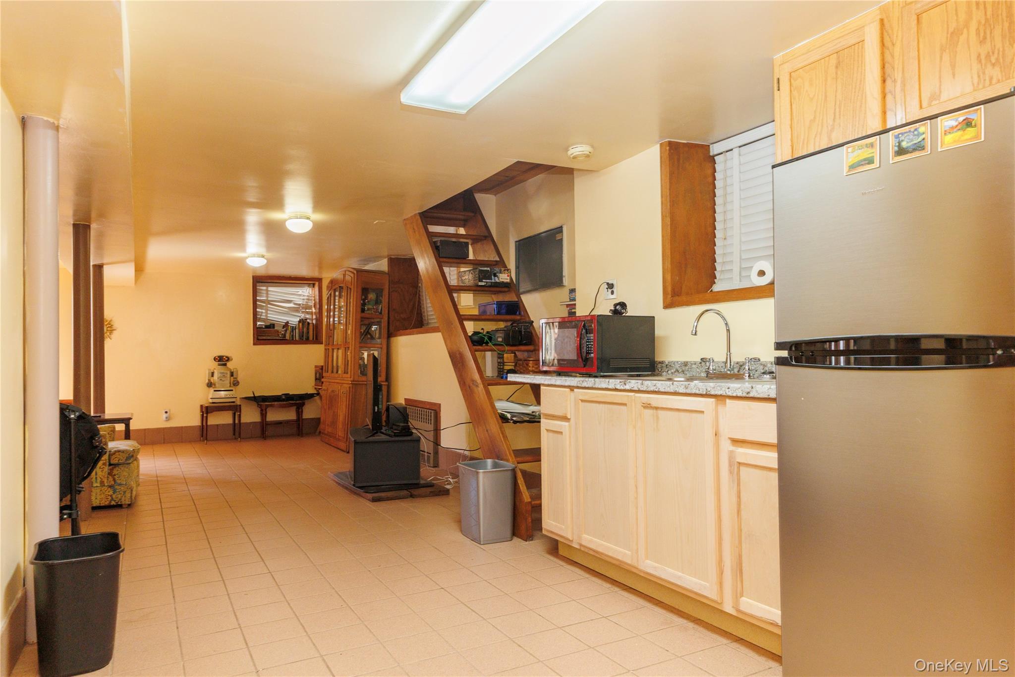 2021 Haight Avenue Property Photo 18
