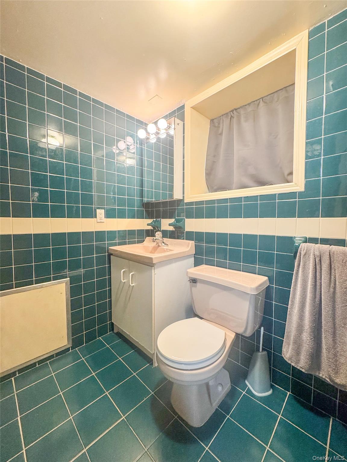 2021 Haight Avenue Property Photo 20