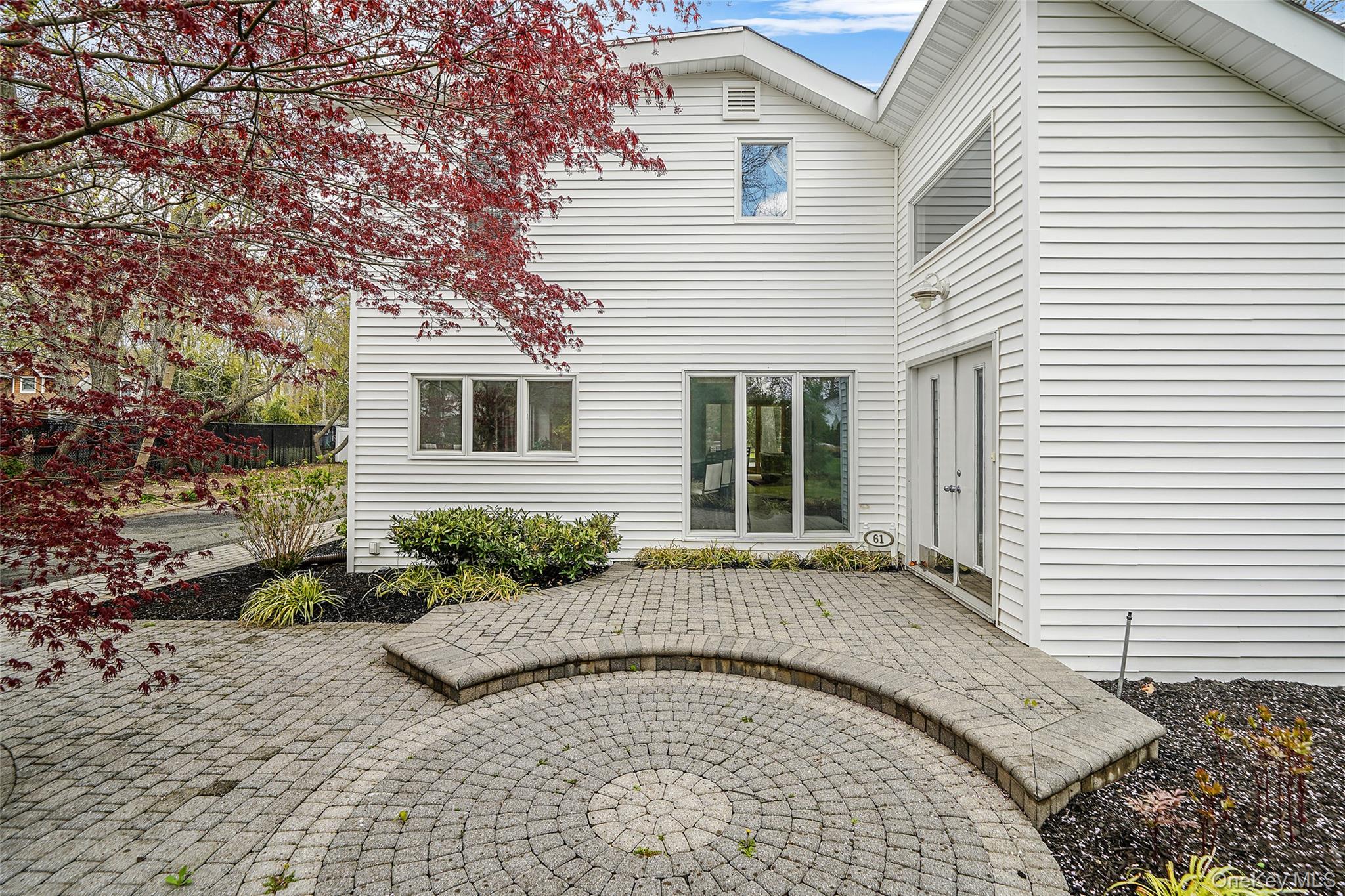 61 Park Avenue Property Photo 3