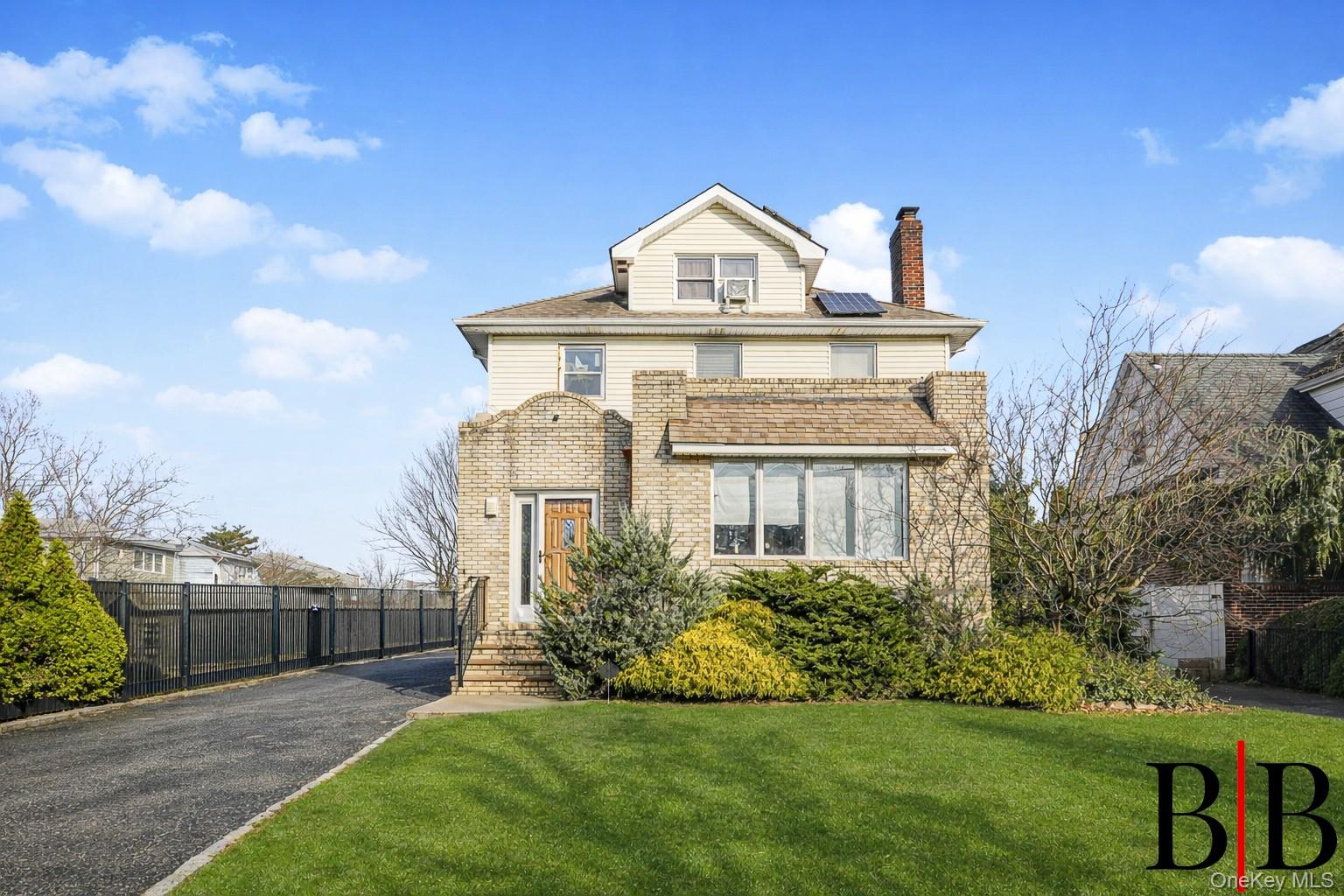 69 Crystal Avenue Property Photo 1