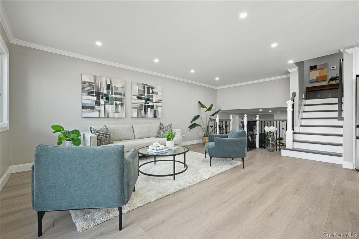 1050 Hastings Street Property Photo 4