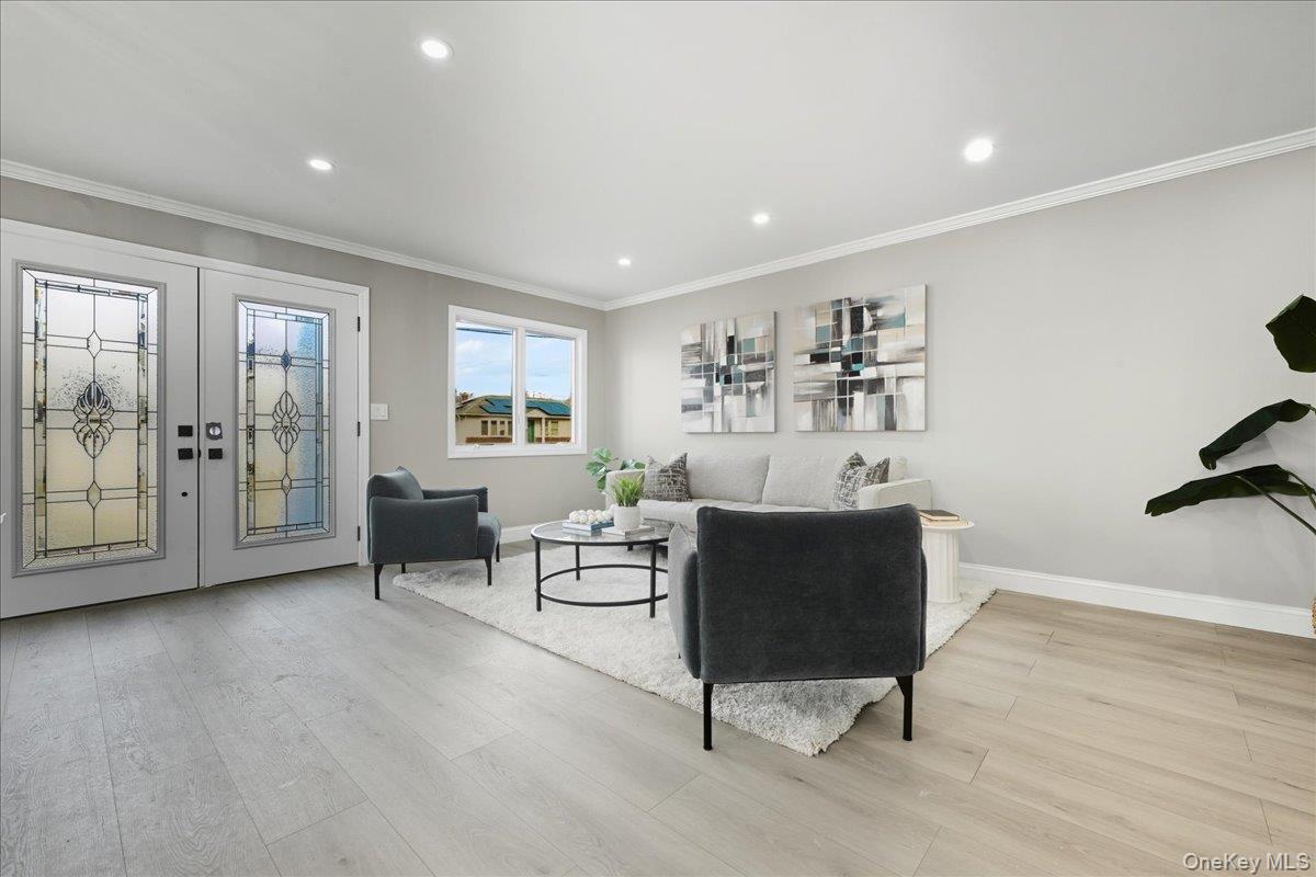 1050 Hastings Street Property Photo 6