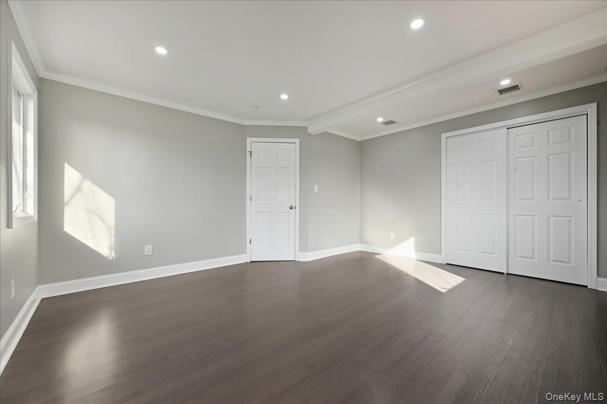 1050 Hastings Street Property Photo 25