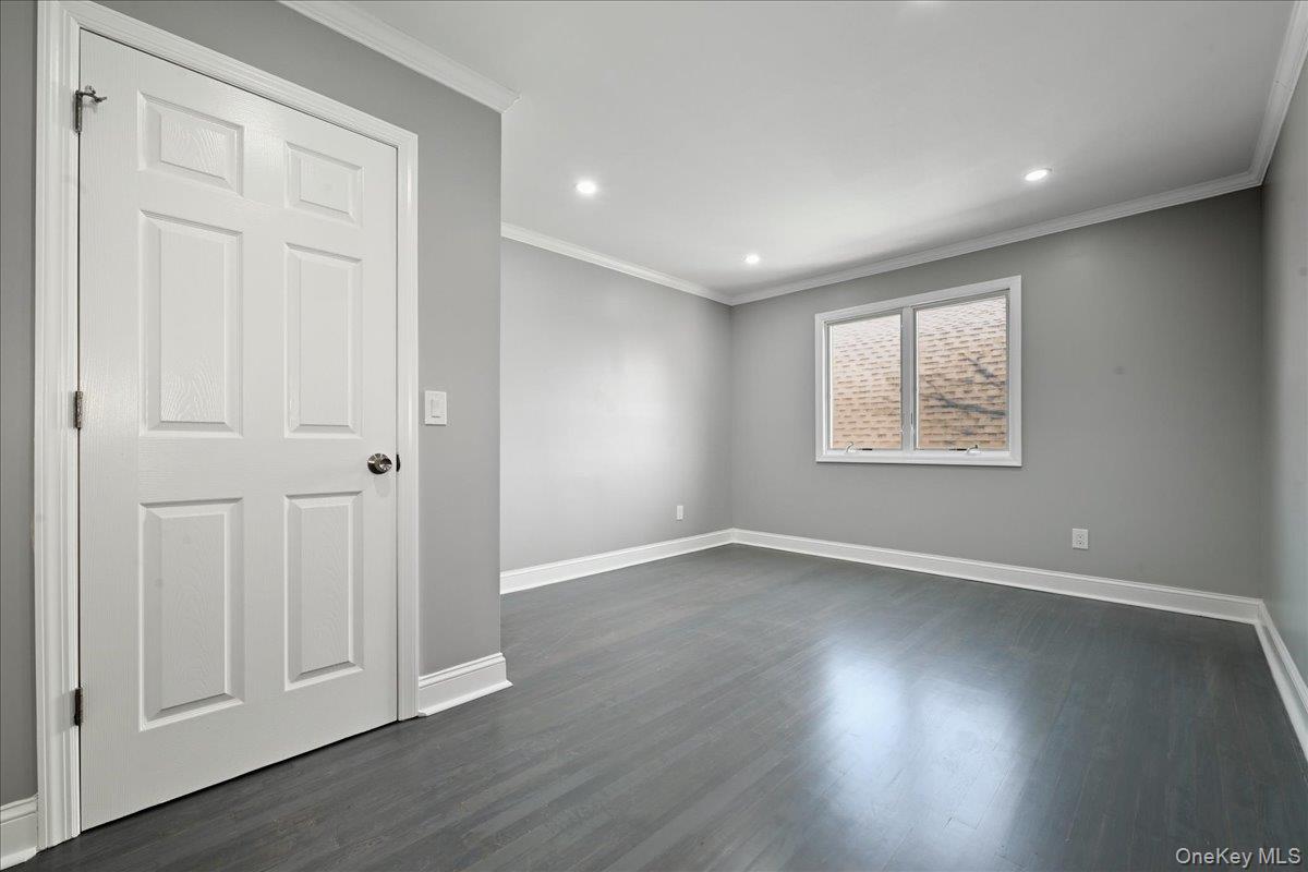 1050 Hastings Street Property Photo 28