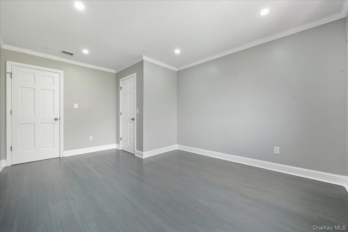 1050 Hastings Street Property Photo 29