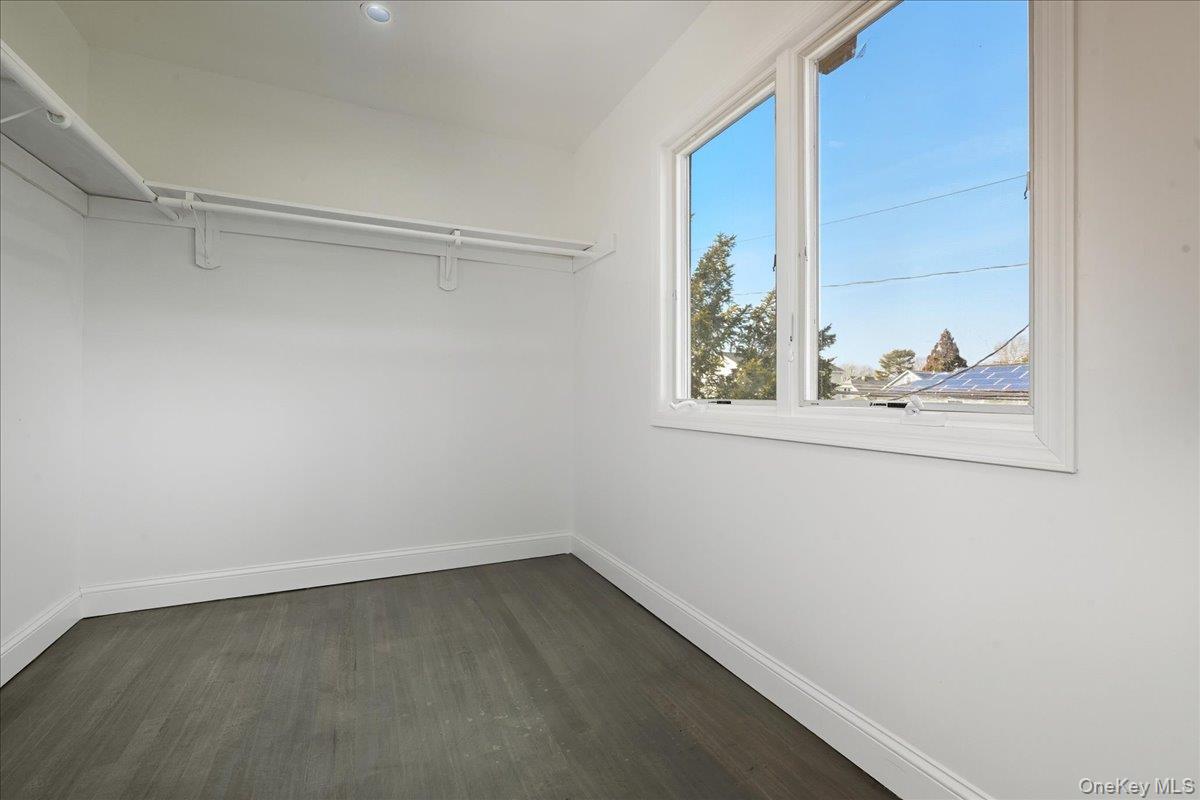 1050 Hastings Street Property Photo 39