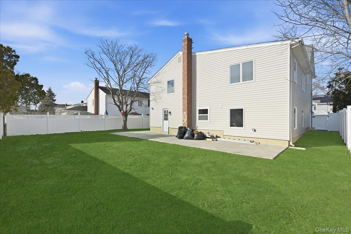1050 Hastings Street Property Photo 47