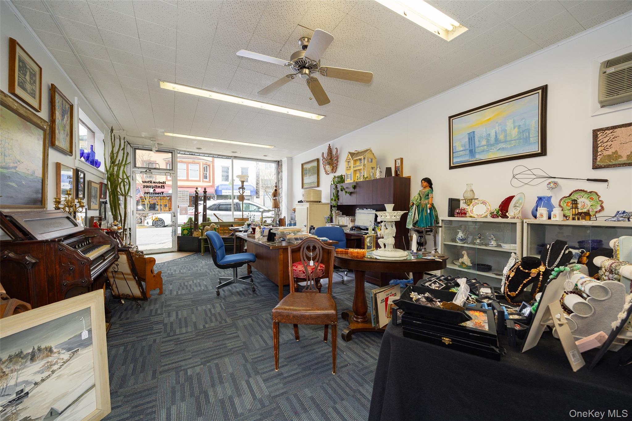 81 Vineyard Avenue Property Photo 7