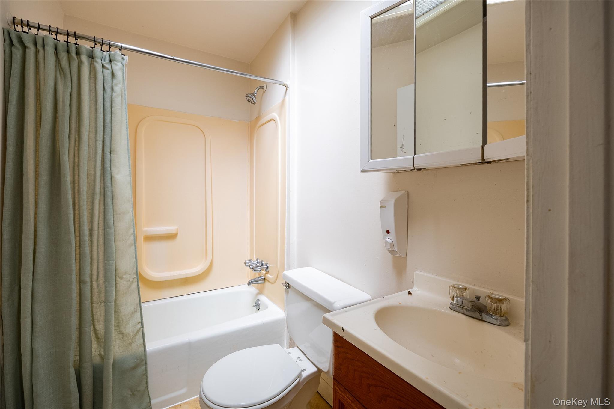 81 Vineyard Avenue Property Photo 25