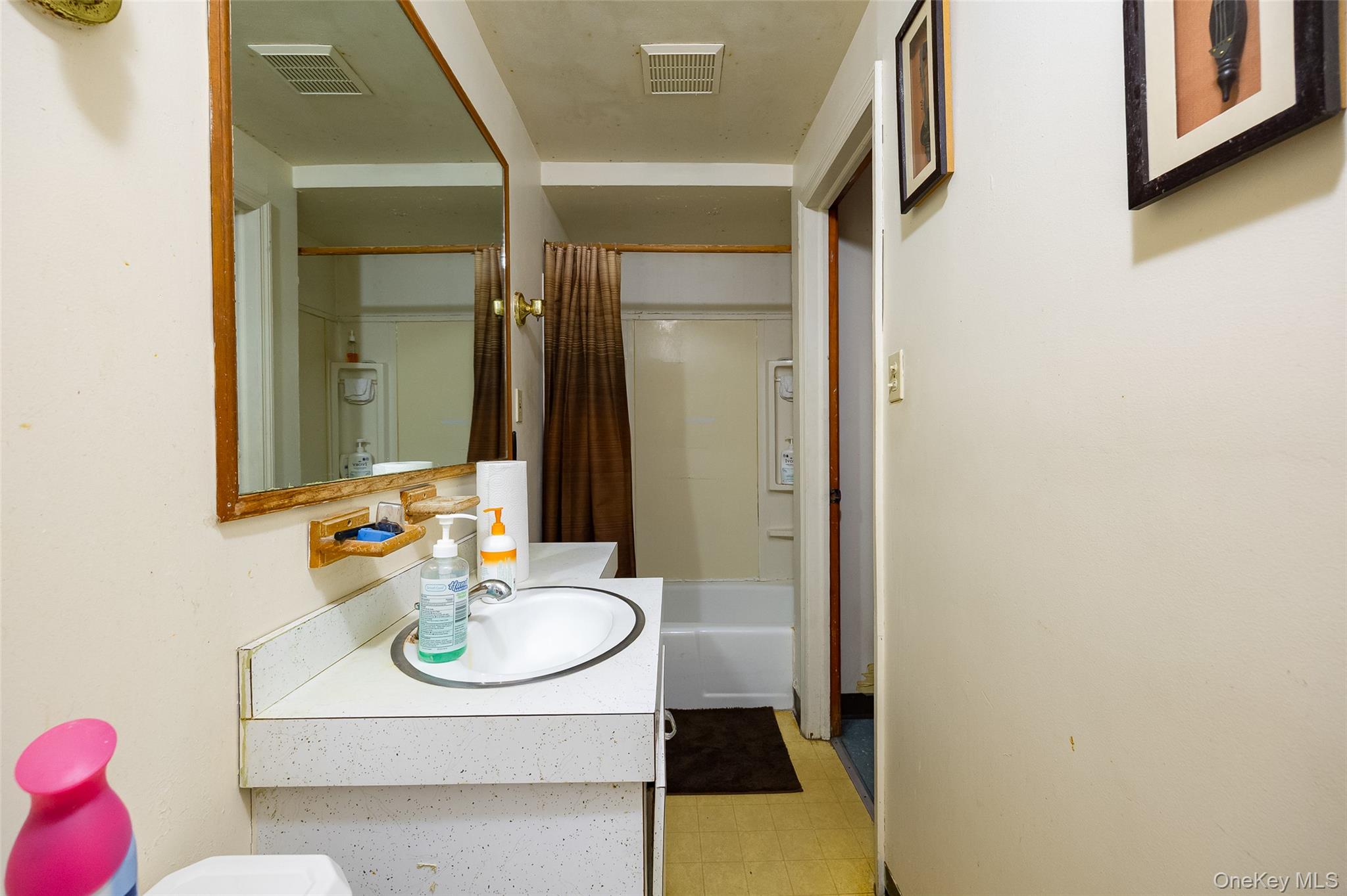 81 Vineyard Avenue Property Photo 37